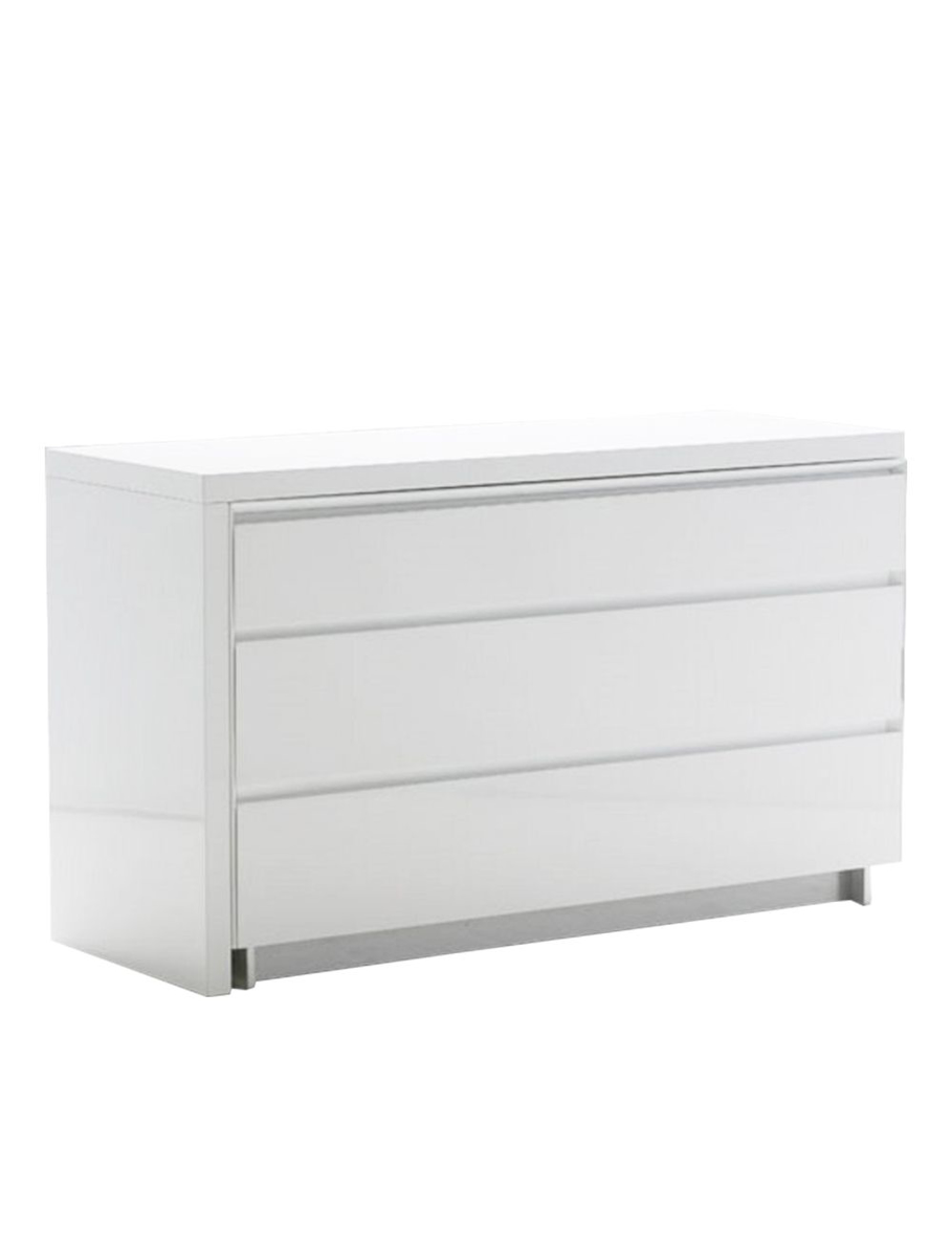 Picture of 3 drawers dresser