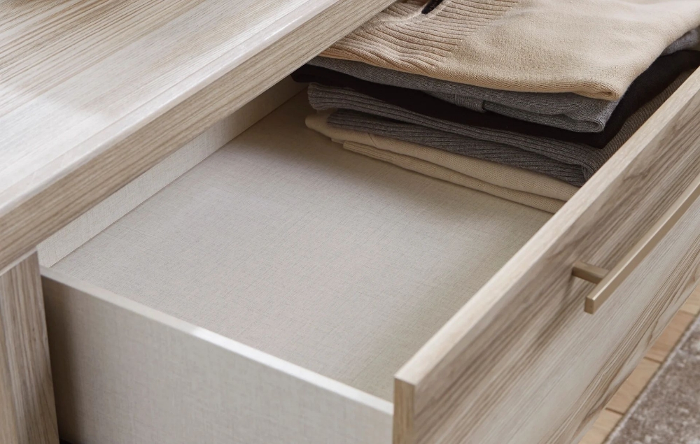 Picture of 5 Drawers Chest